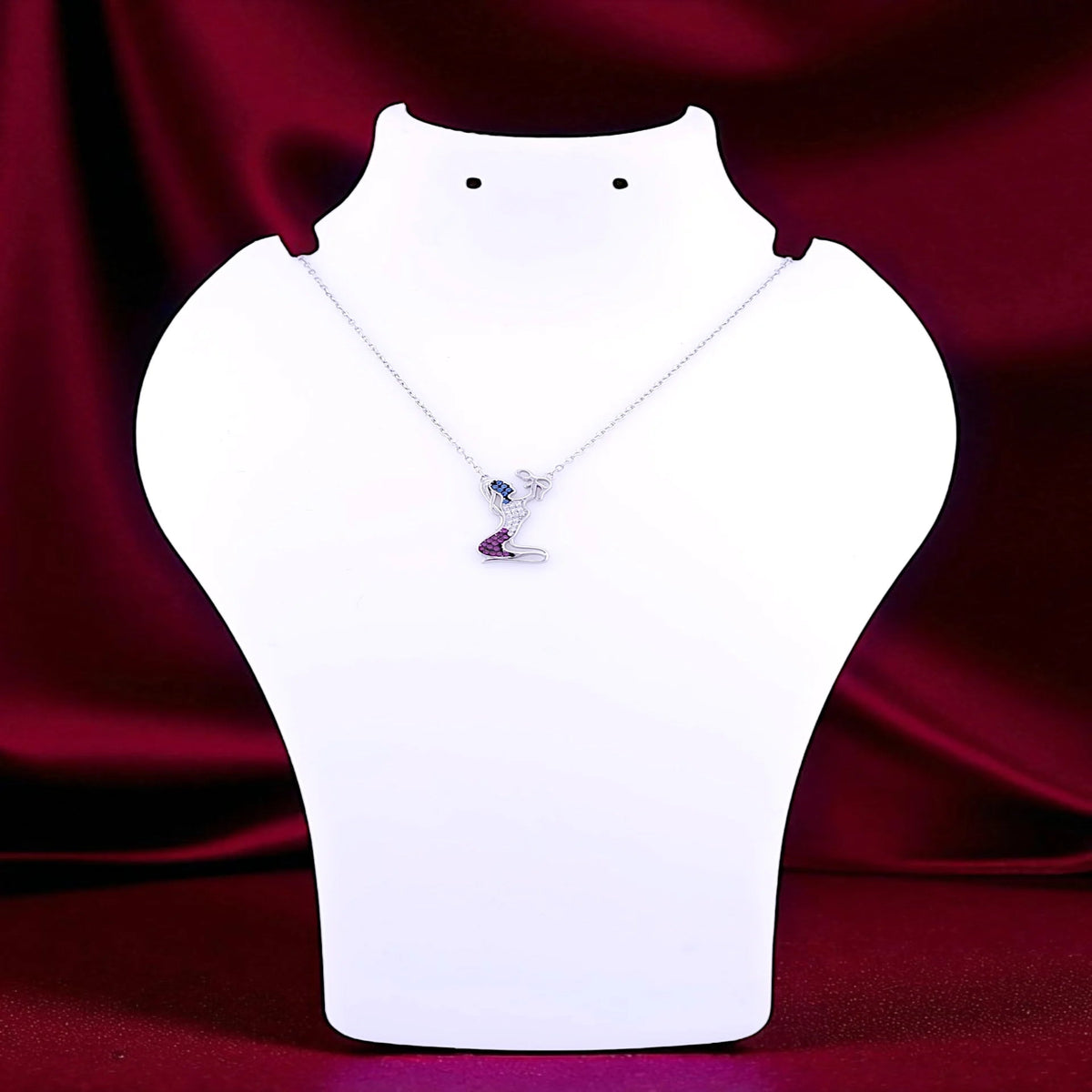 Loving mother baby pendant set