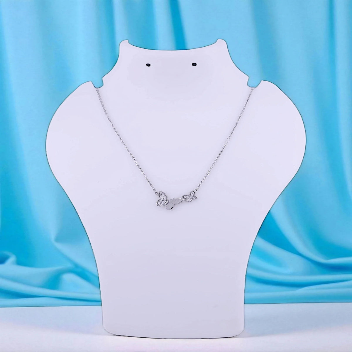 Butterfly pedant chain set