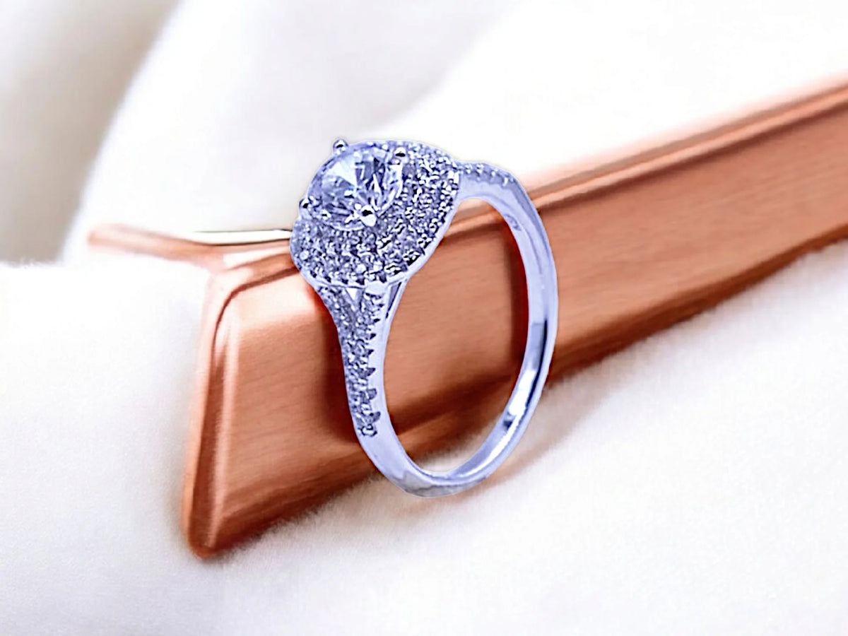 Premium stone women ring
