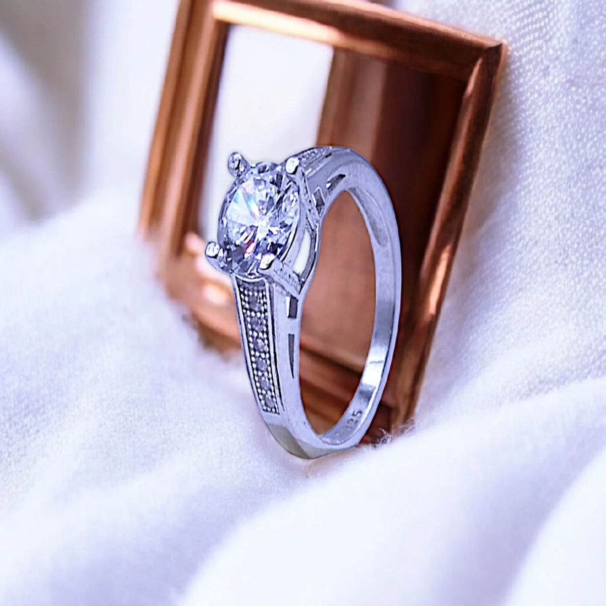 Single stone women ring
