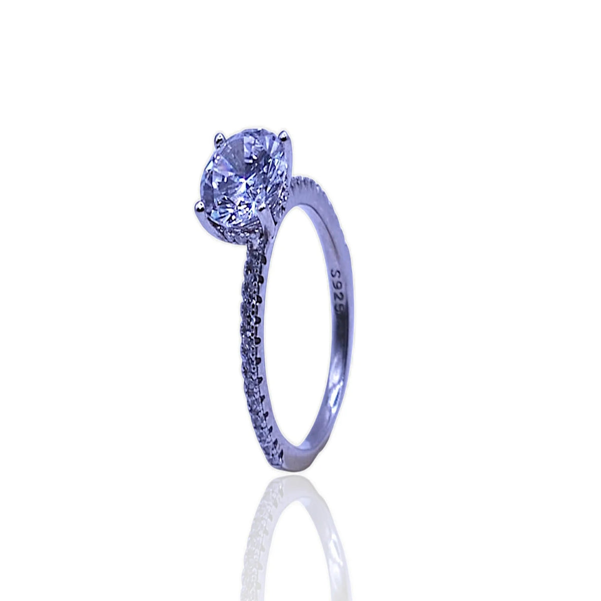 Fancy single stone women ring