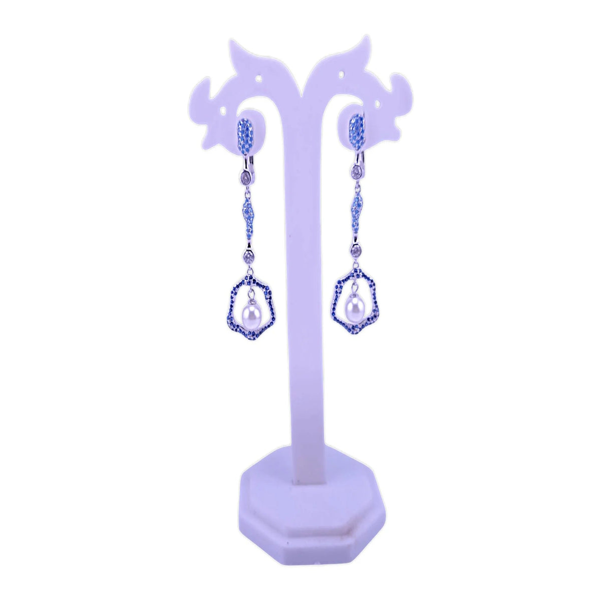 Fancy hanging pearl earring