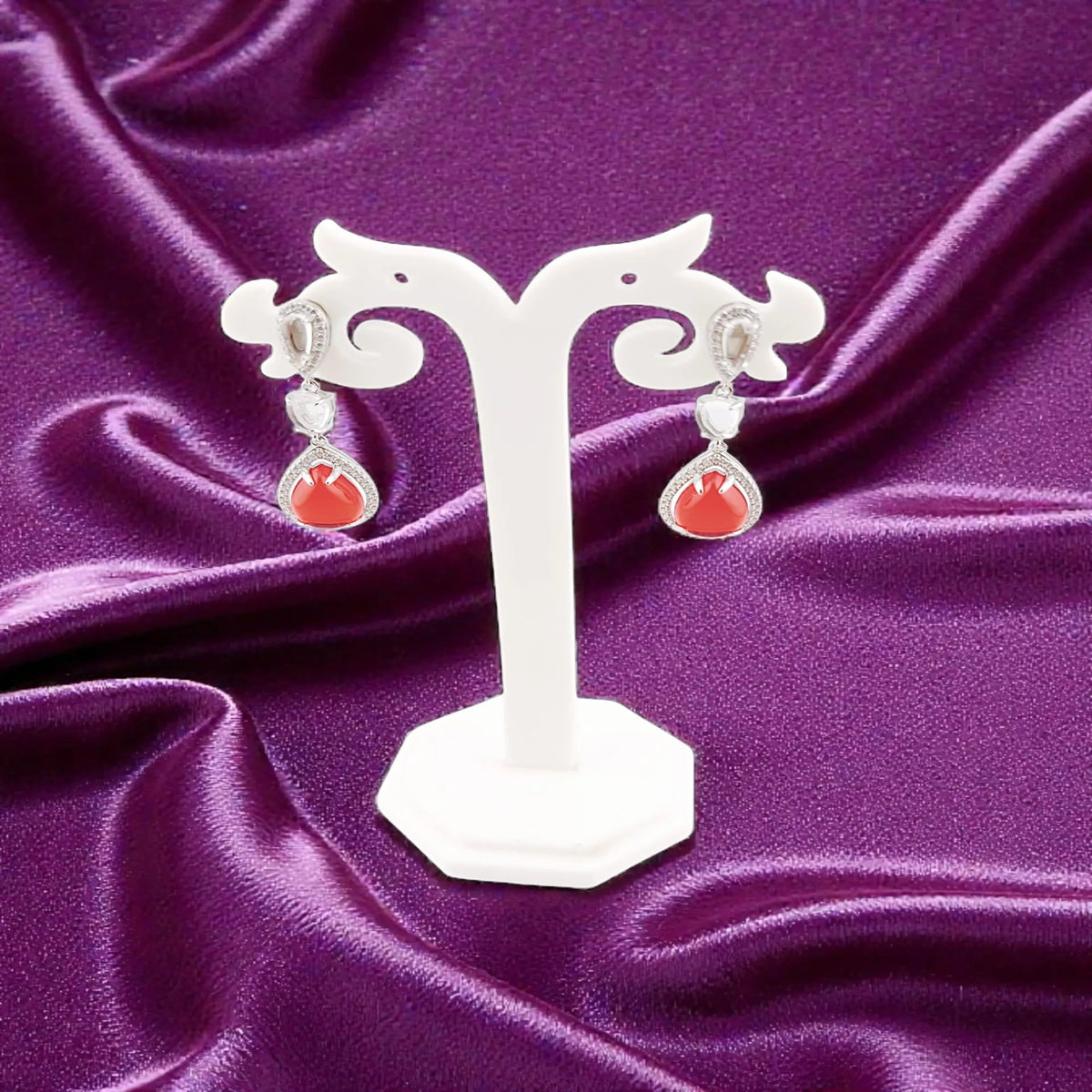 Red colour chain set