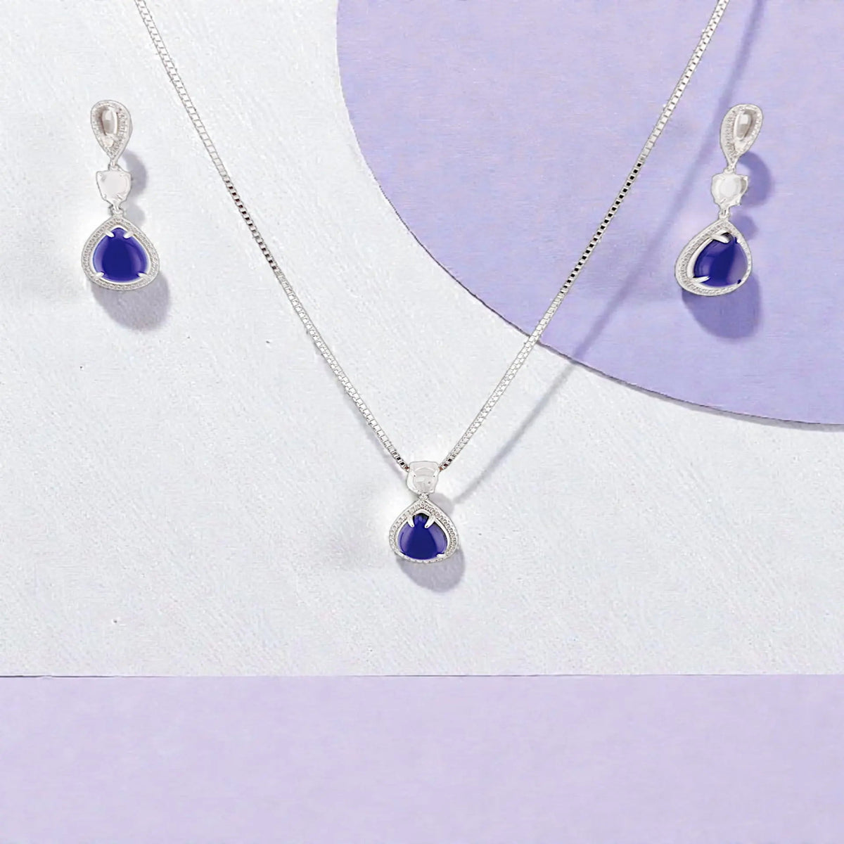 Fancy chain set