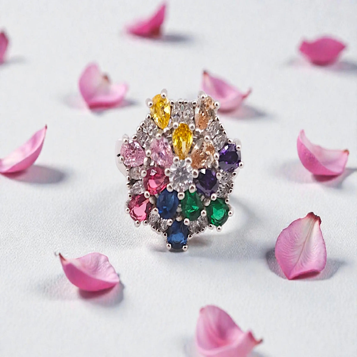 Fancy women ring