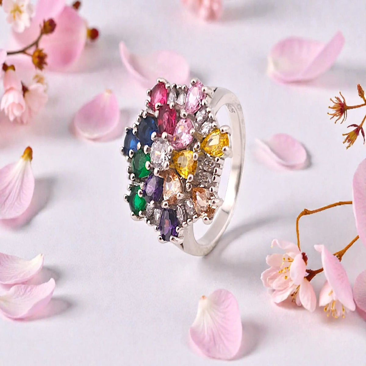 Fancy women ring