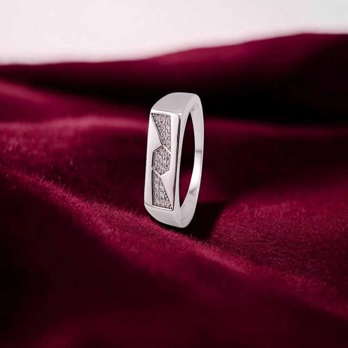 men daily wear ring