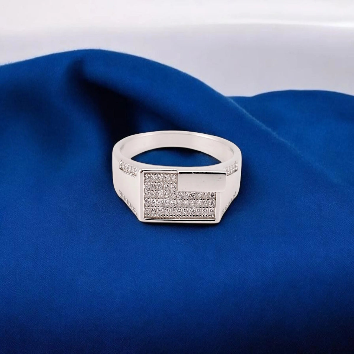 Premium design men ring