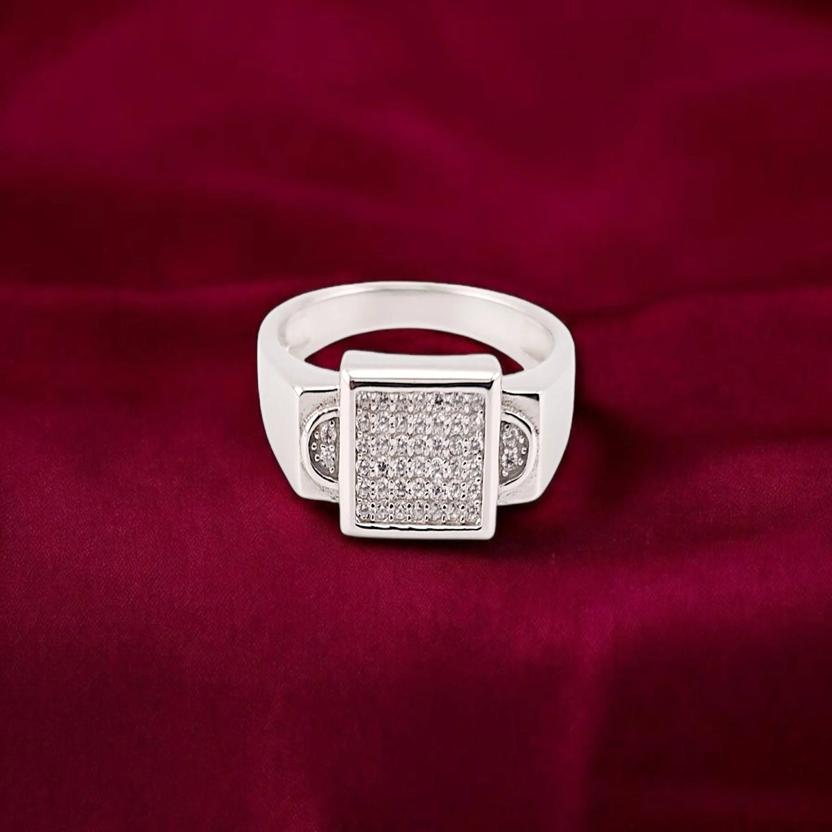 Square shape stone men ring