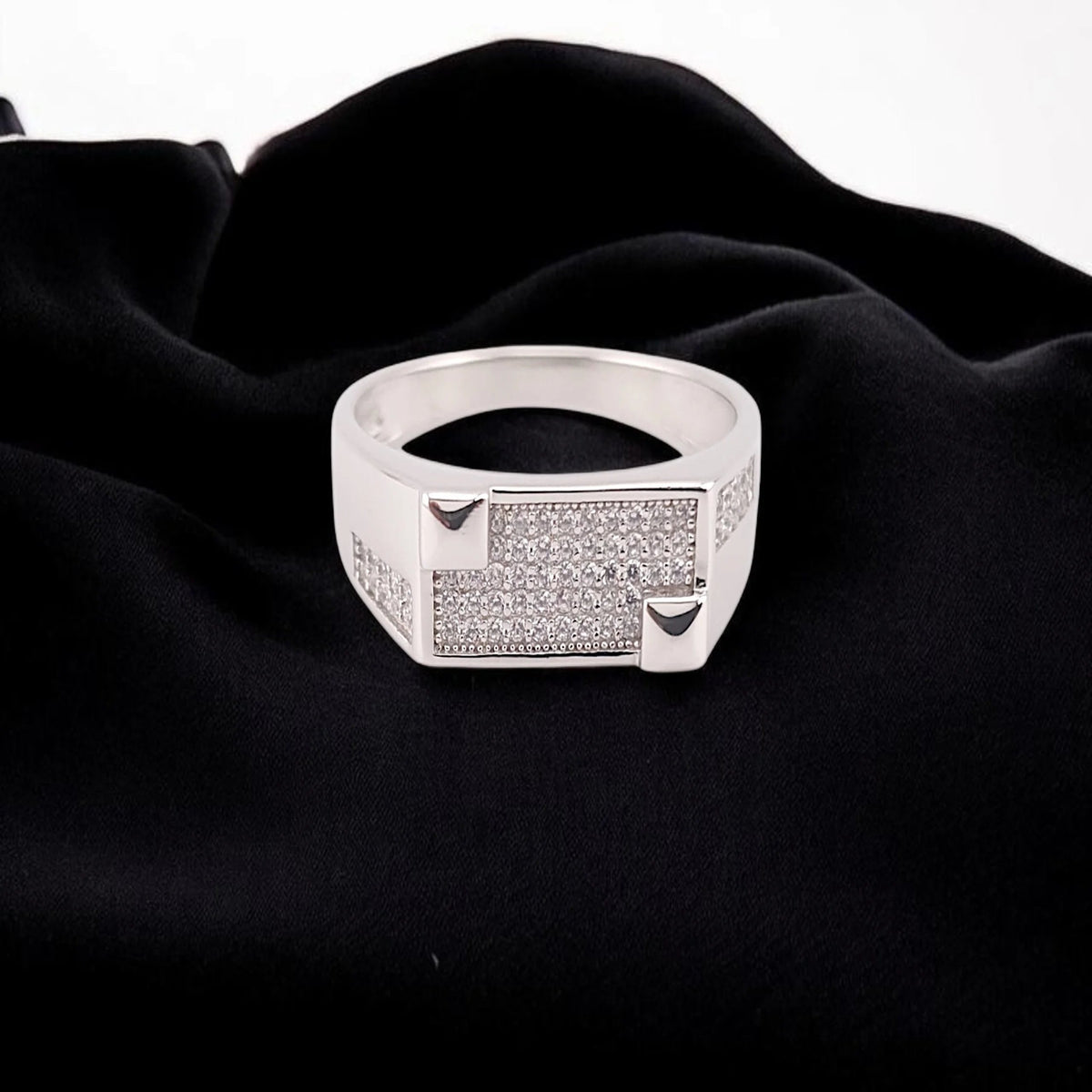 Premium shape men ring