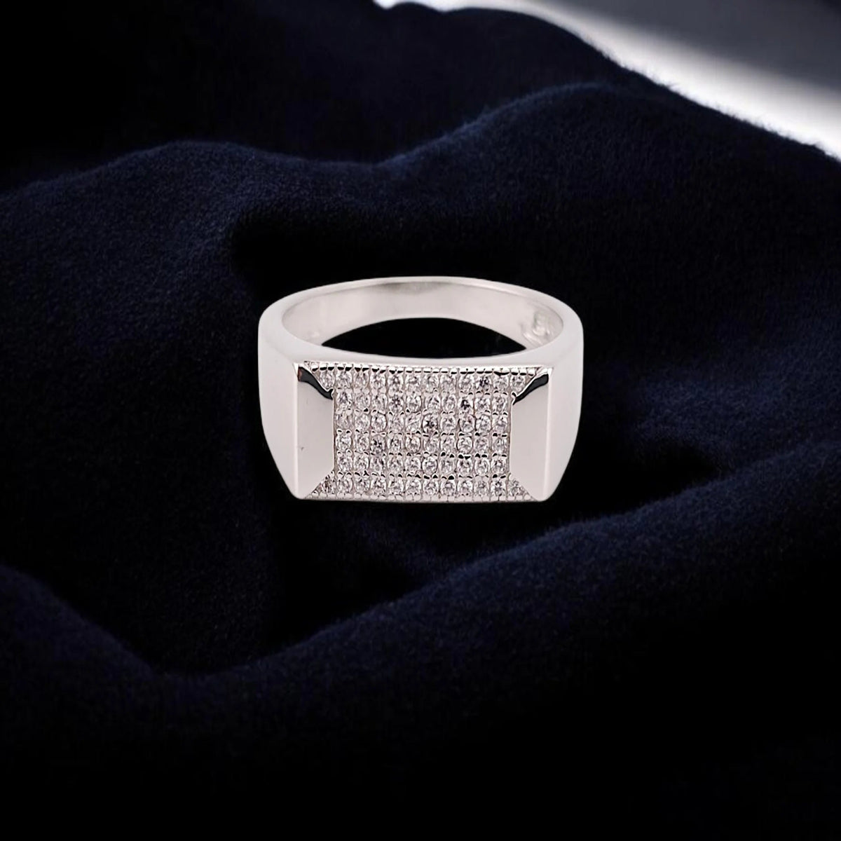 Full stone men ring