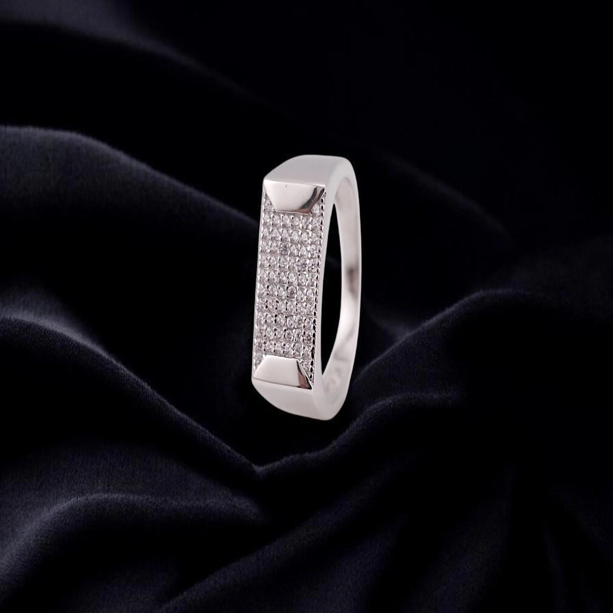 Full stone men ring