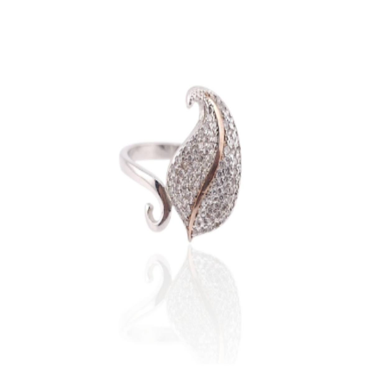 Leaves design women ring