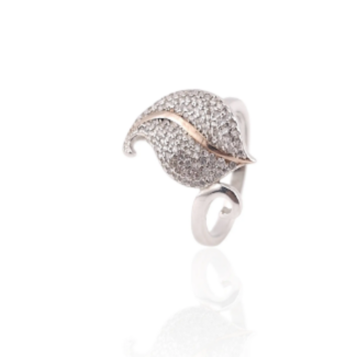 Leaves design women ring
