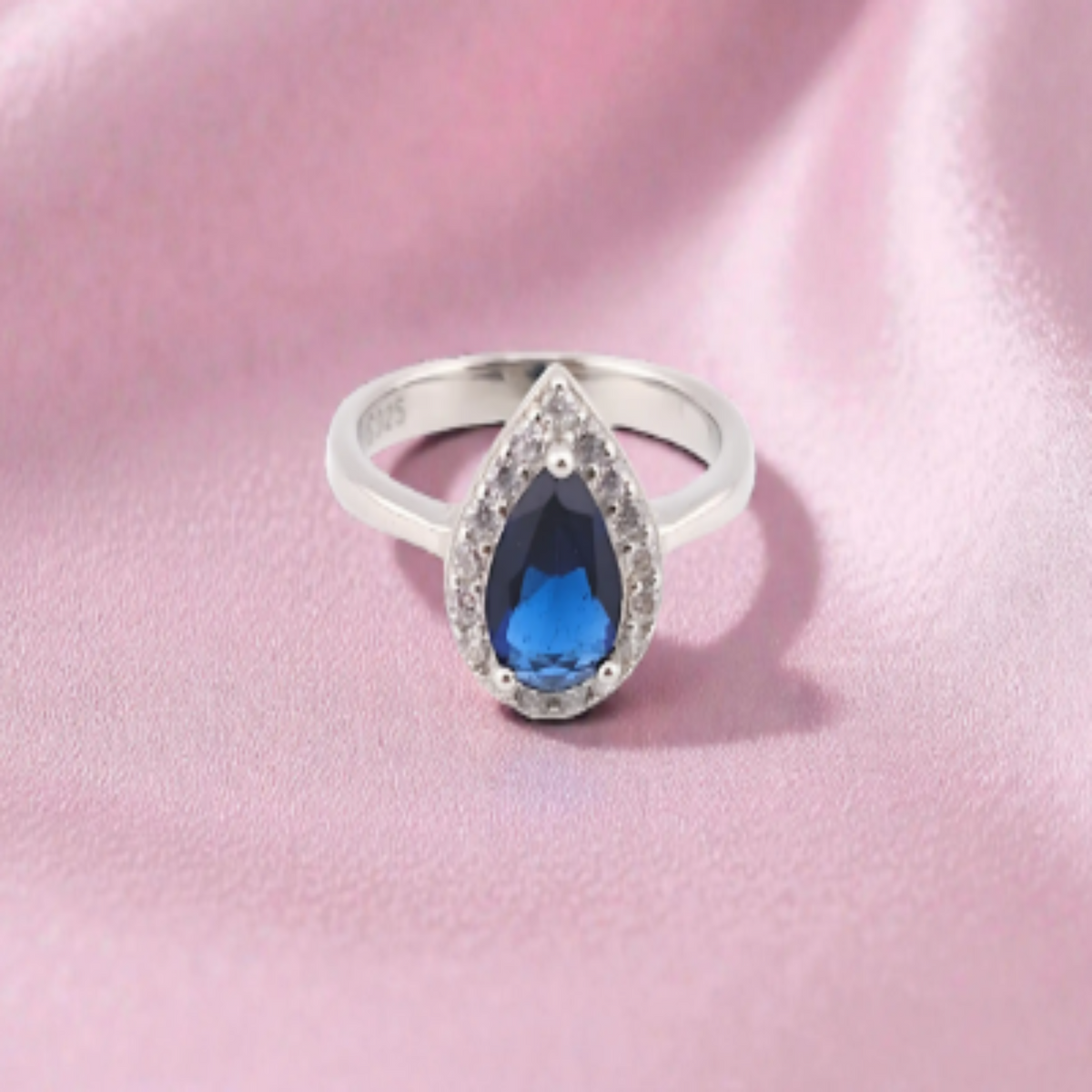 Fancy design women ring